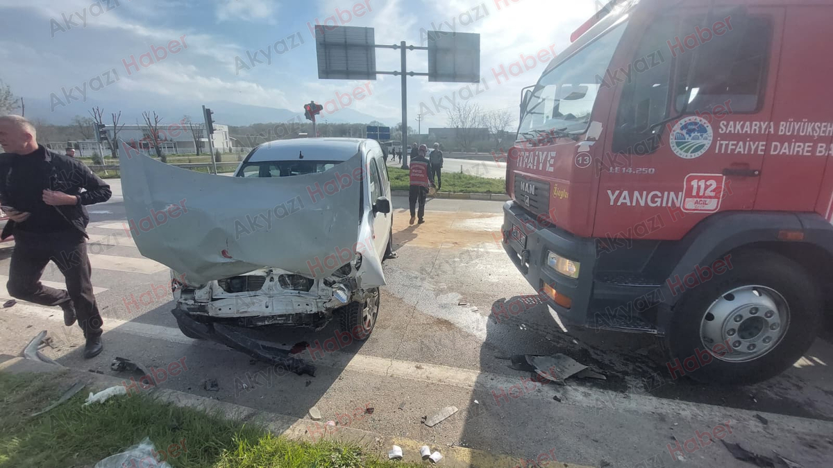 Küçücek Kavşağı’nda feci kaza 4 yaralı