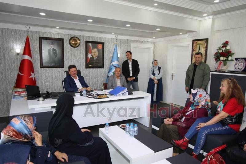 KÜÇÜCEKLİ BAYANLARDAN BAŞKAN SOYKANA TEŞEKKÜR ZİYARETİ