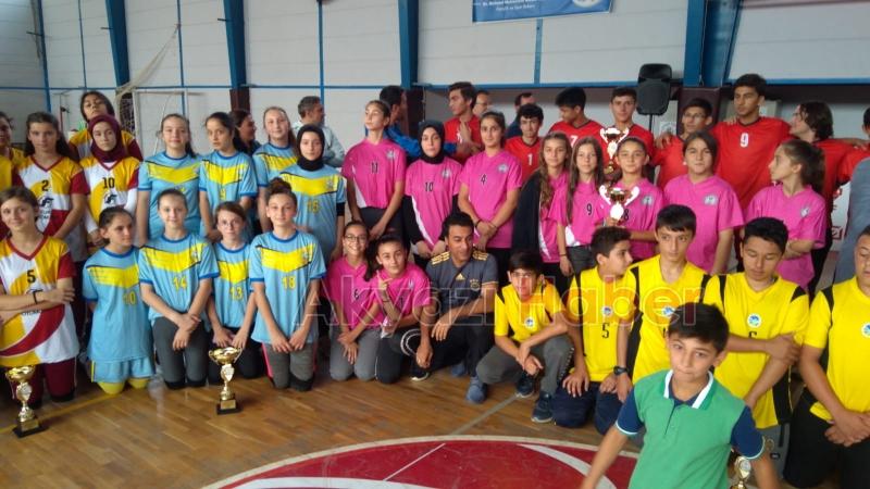Kulüpler Haftası ve Cumhuriyet Kupası Voleybol maçları Sona erdi