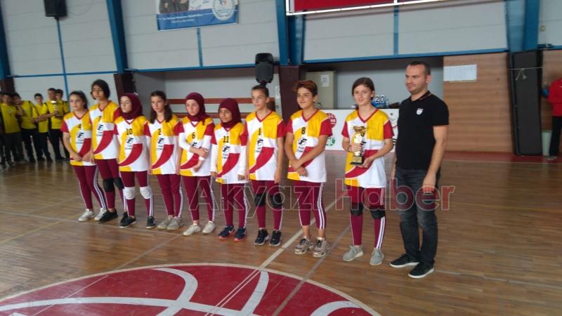 Kulüpler Haftası ve Cumhuriyet Kupası Voleybol maçları Sona erdi