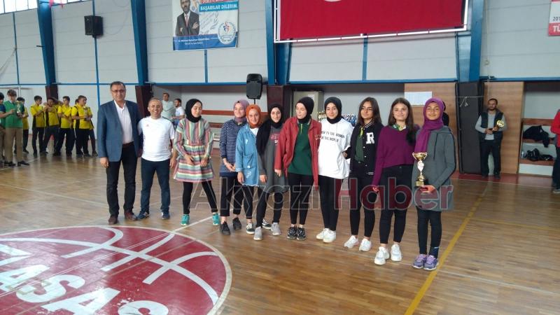 Kulüpler Haftası ve Cumhuriyet Kupası Voleybol maçları Sona erdi