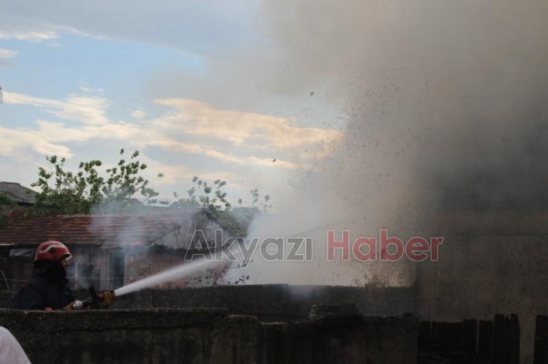 Kumköprü mahallesinde Yangın