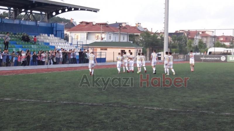 Kuran-ı Kerim Eğitimi ve Futbol Bir Arada Akın Spor Yaz Futbol Okulunda