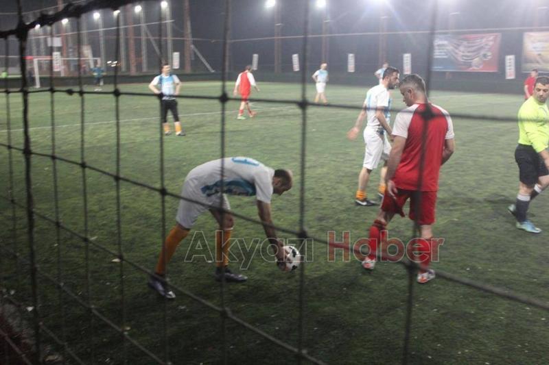 Kurumlar Arası Cumhuriyet Kupasında Finalin Adı Belli Oldu