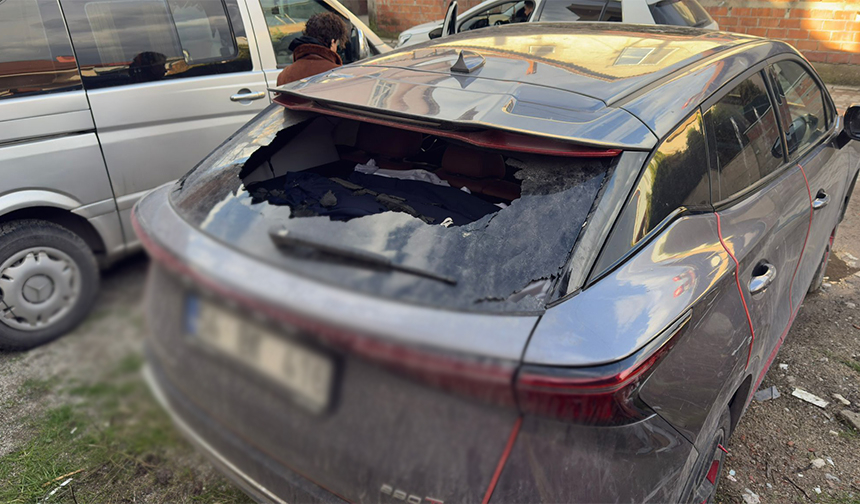 Kuvvetli Rüzgar Lüks Cipin Camını Paramparça Etti