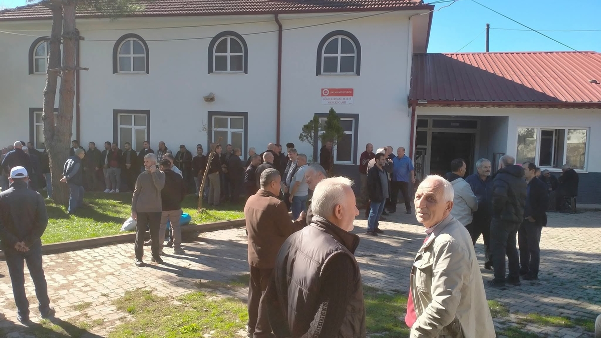 Kuyuya düşen işçiye acı veda