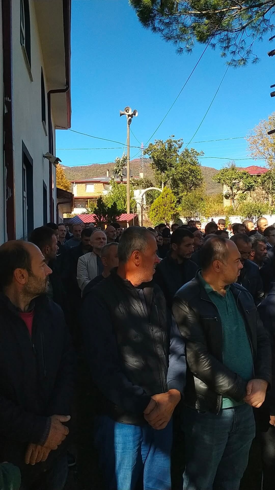 Kuyuya düşen işçiye acı veda