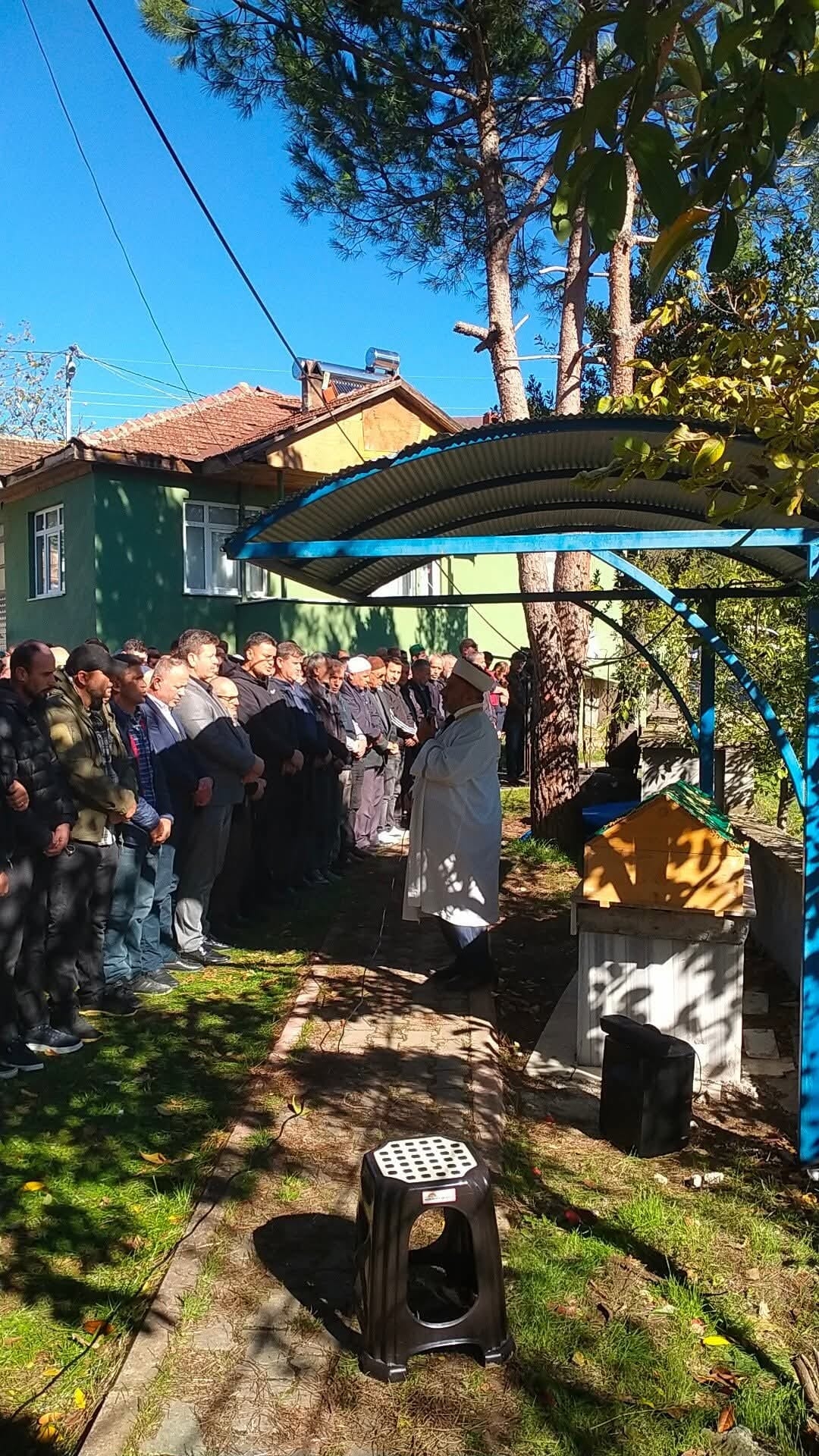 Kuyuya düşen işçiye acı veda