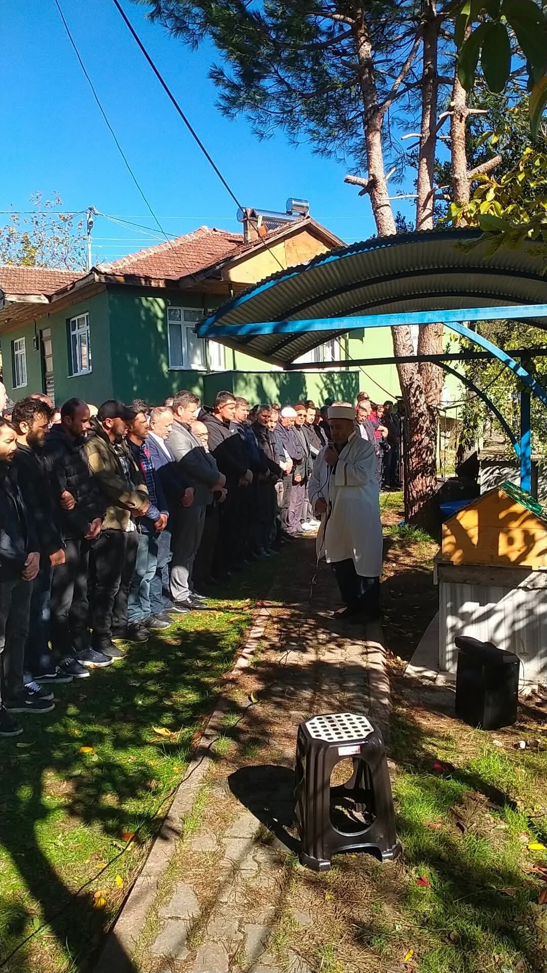 Kuyuya düşen işçiye acı veda