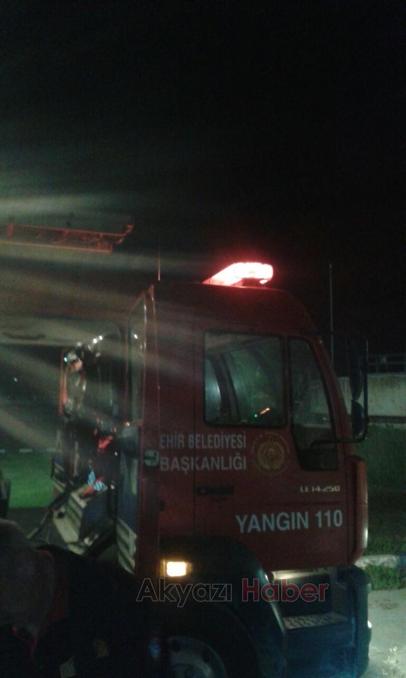 Kuyuya Düşen Köpeği İtfaiye Kurtardı