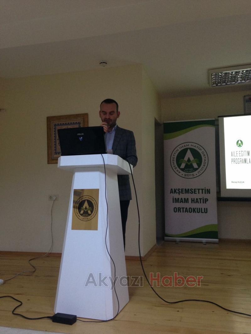 Kuzuluk Akşemsettin İmam Hatip Ortaokulu Velilerine Seminerler Düzenledi  