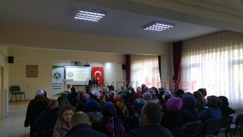 Kuzuluk Akşemsettin İmam Hatip Ortaokulu Velilerine Seminerler Düzenledi  