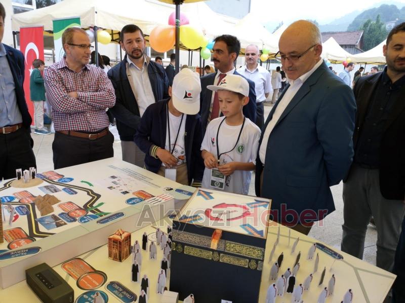Kuzuluk Akşemsettin İmam Hatip Ortaokulunda Tübitak Bilim Fuarı Coşkusu