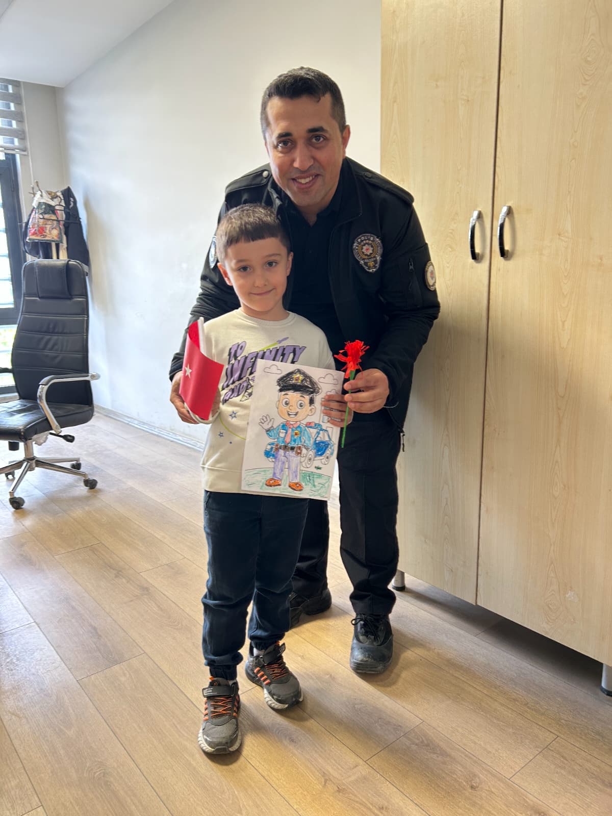 Kuzuluk İlkokulu ve Anasınıfı öğrencilerinden Polis Haftası ziyareti