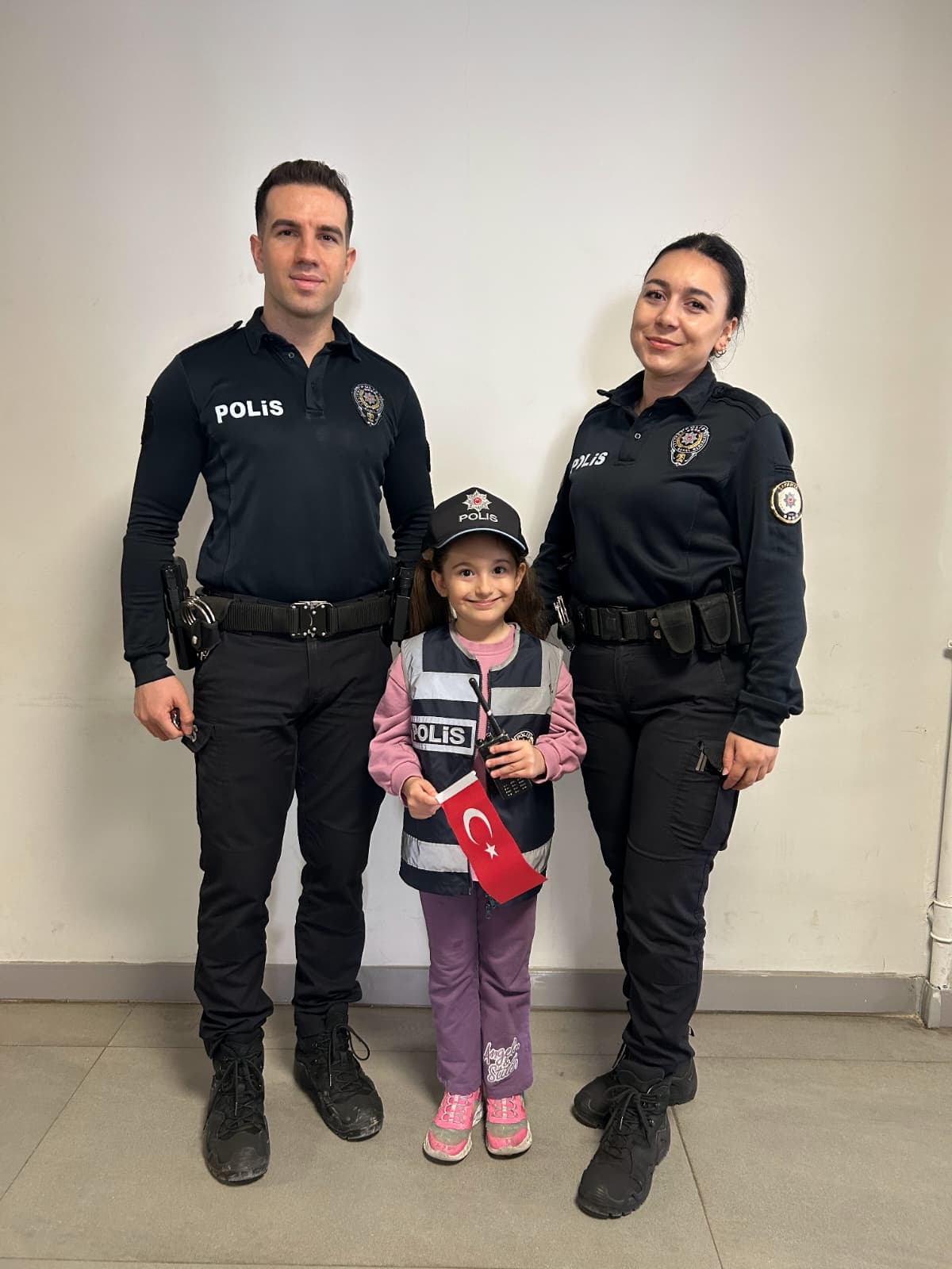 Kuzuluk İlkokulu ve Anasınıfı öğrencilerinden Polis Haftası ziyareti