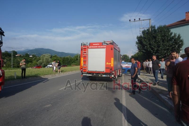 Jandarma aracı takla attı 3 yaralı