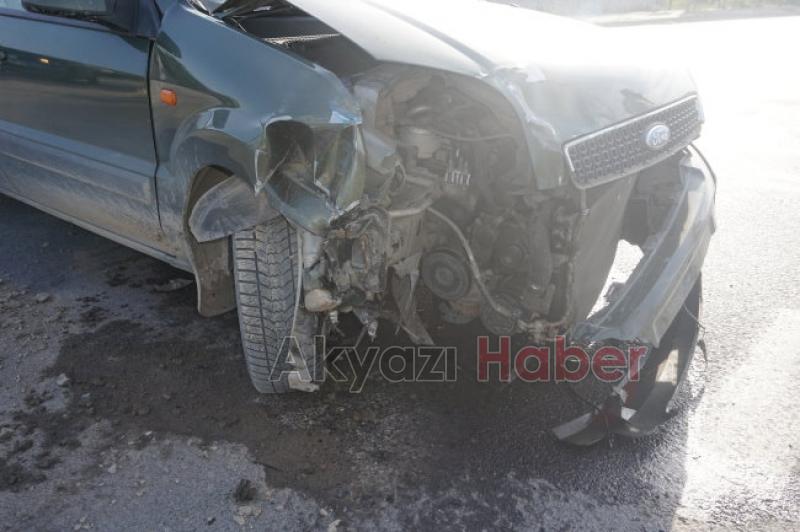 Jandarma aracı takla attı 3 yaralı