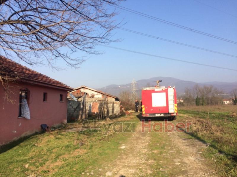 Kuzuluk Mahallesinde Ahır Yangını