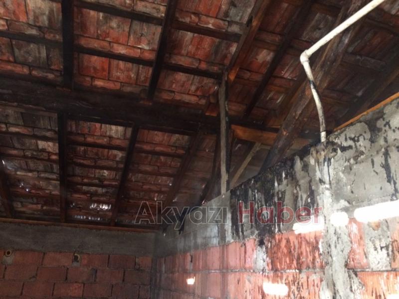 Kuzuluk Mahallesinde Ahır Yangını