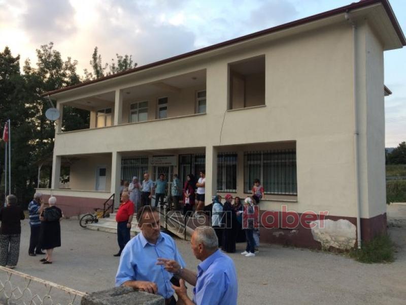 Kuzuluk Sağlık Ocağı İçin İmza Topladılar