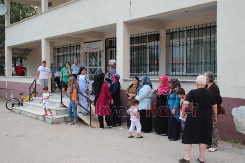 Kuzuluk Sağlık Ocağı İçin İmza Topladılar