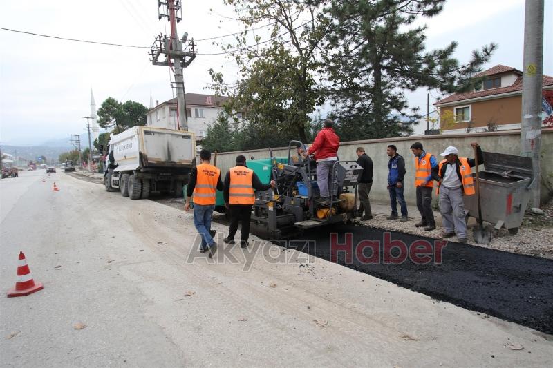 KUZULUK YOLU ASFALT ÇALIŞMALARI SÜRÜYOR