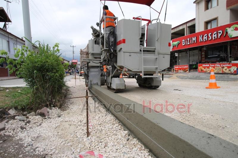 Kuzulukta Asfalt Çalışmaları Hızla Devam Ediyor