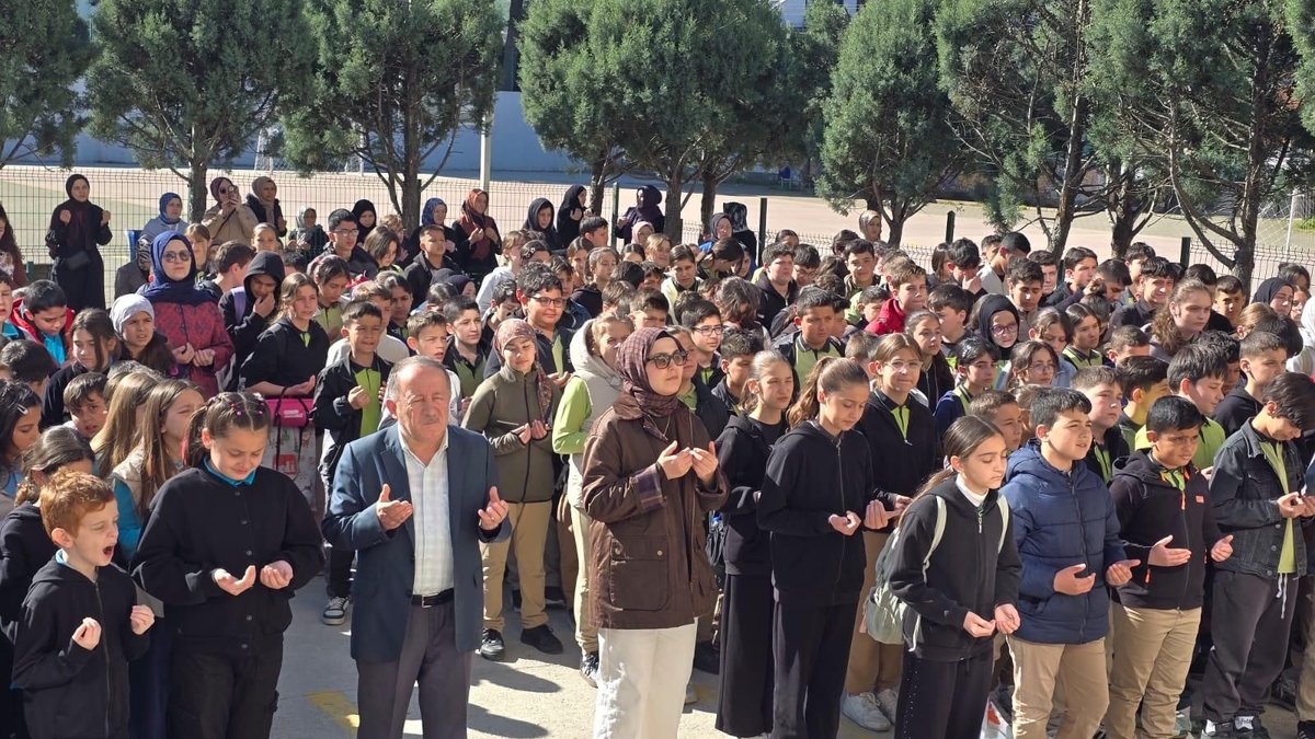 Kuzuluk’ta Eğitim Şehitleri İçin Anlamlı Vefa