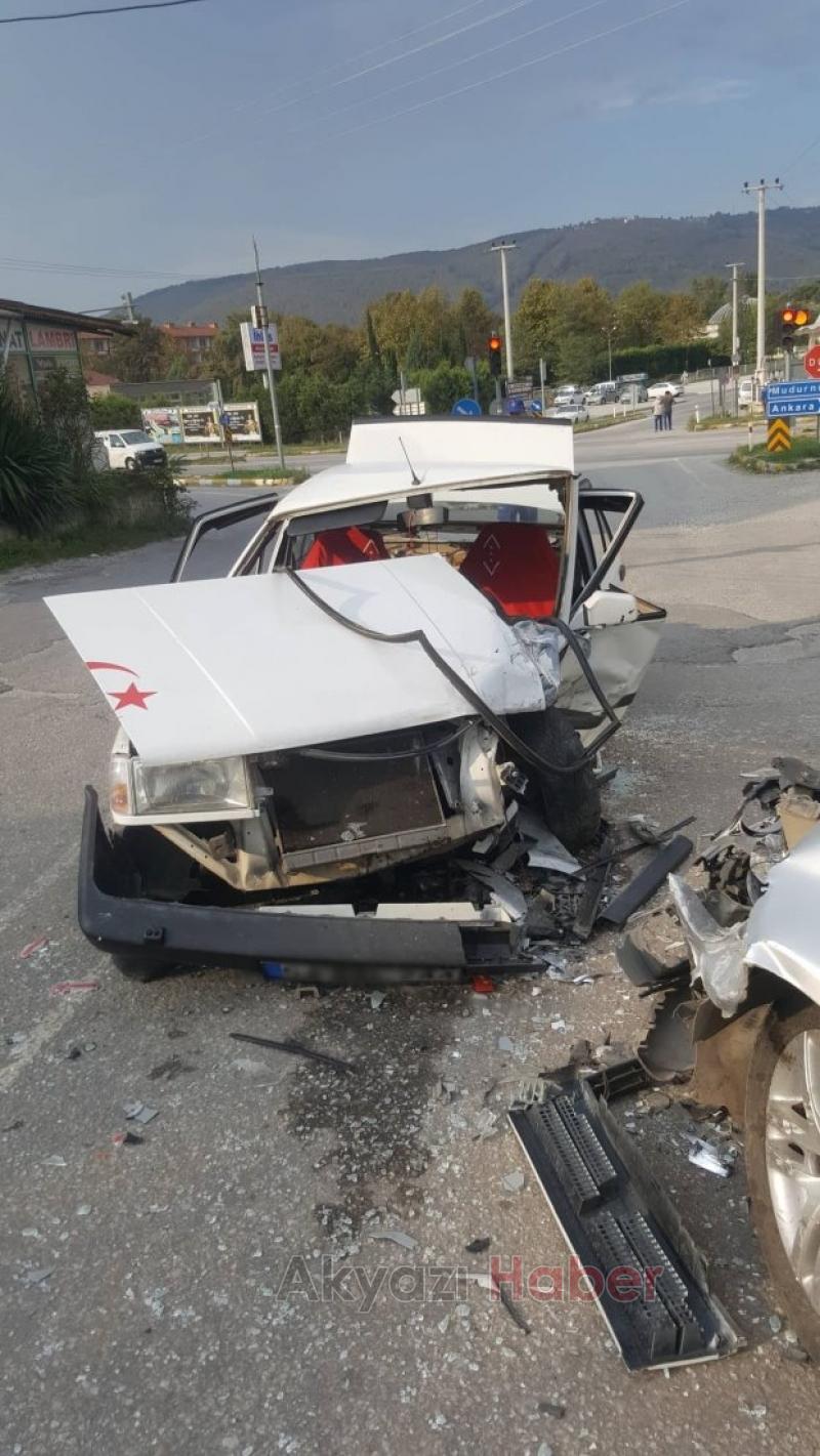 Kuzulukta kaza 2 yaralı