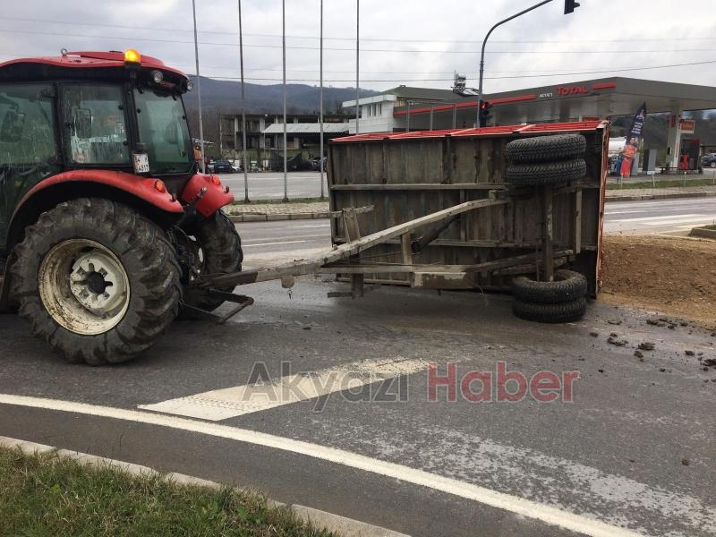 Kuzulukta Kum Yüklü Römrok Yan Yattı