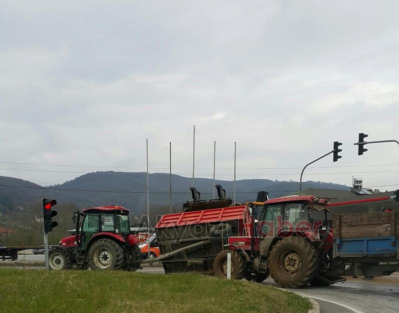Kuzulukta Kum Yüklü Römrok Yan Yattı