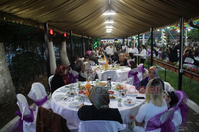 Latifoğulları Sülalesi Sadabad Restaurant Cafe de İftarda Buluştu