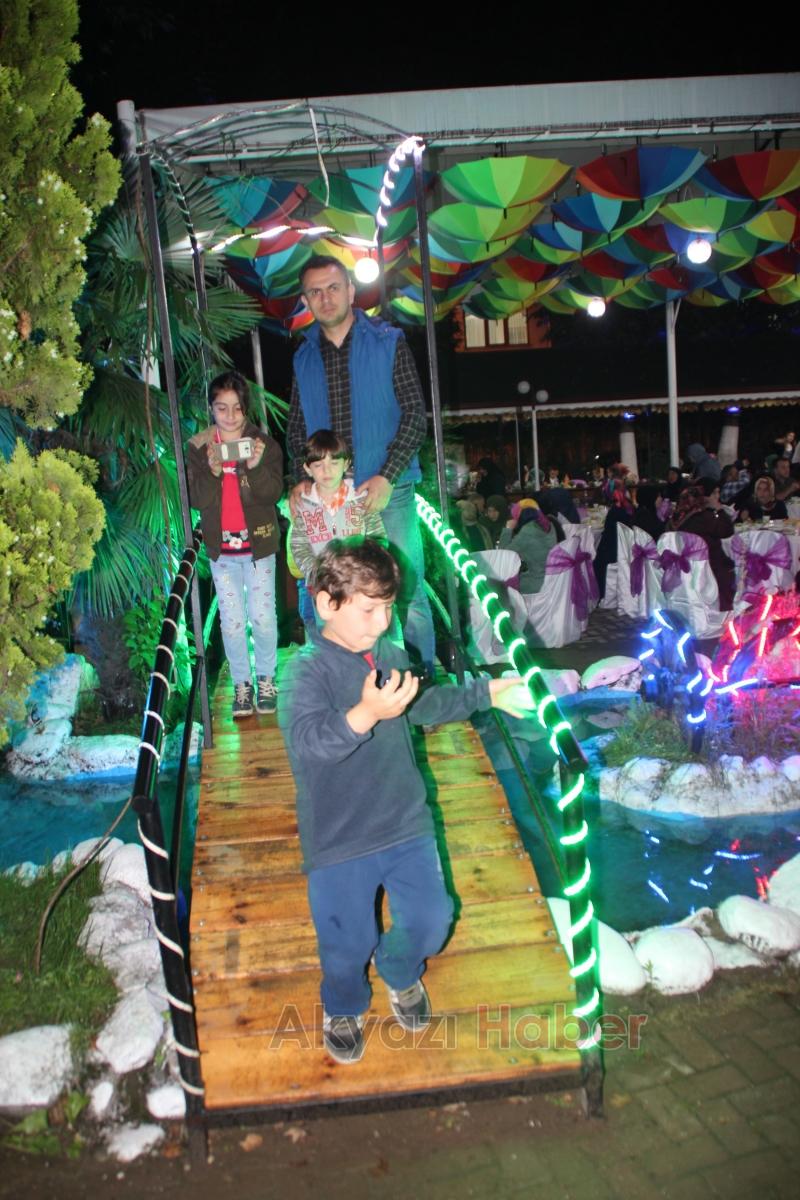 Latifoğulları Sülalesi Sadabad Restaurant Cafe de İftarda Buluştu