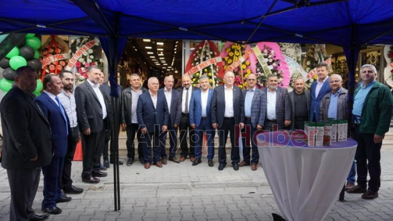 Lescon ve Madammoda Mağazaları Açıldı