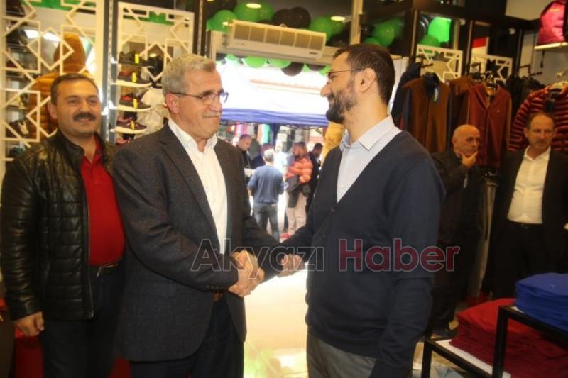 Lescon ve Madammoda Mağazaları Açıldı