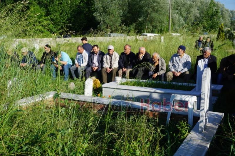 Lokantacı Ali Yıldırım Dualar ile Defnedildi