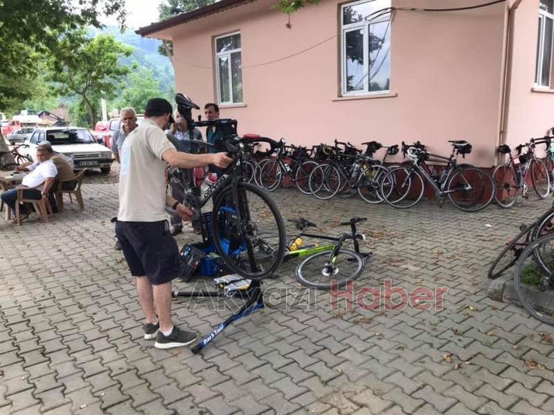 Londradan gelen bisikletli gurup Taşburunda mola verdi