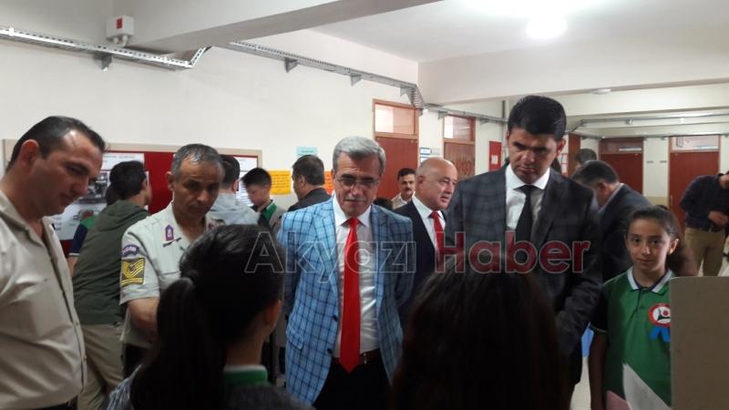 Madanoğlu Ortaokulu nda Tübitak Fuarı