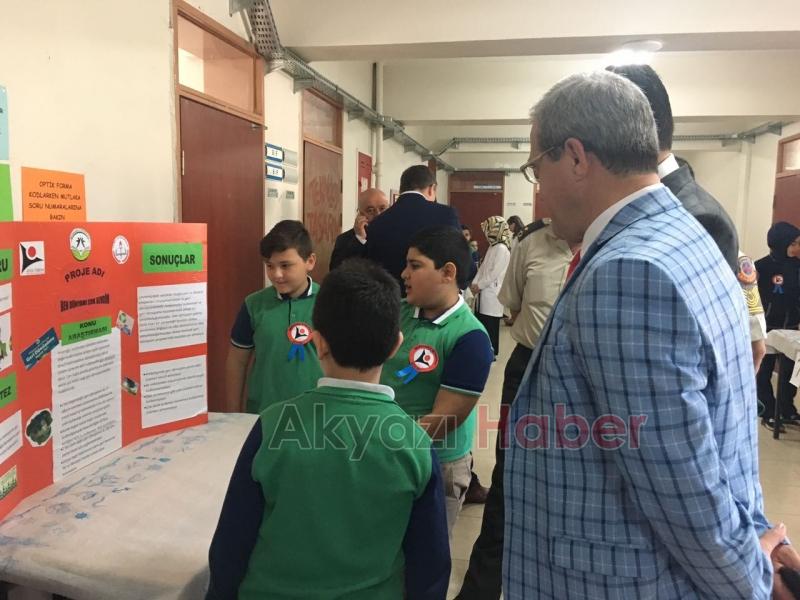 Madanoğlu Ortaokulu nda Tübitak Fuarı