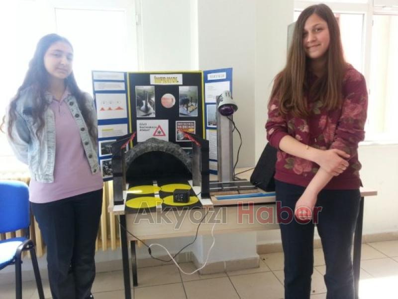 Madanoğlu Ortaokulu Proje Yarışmasında 3. Oldu