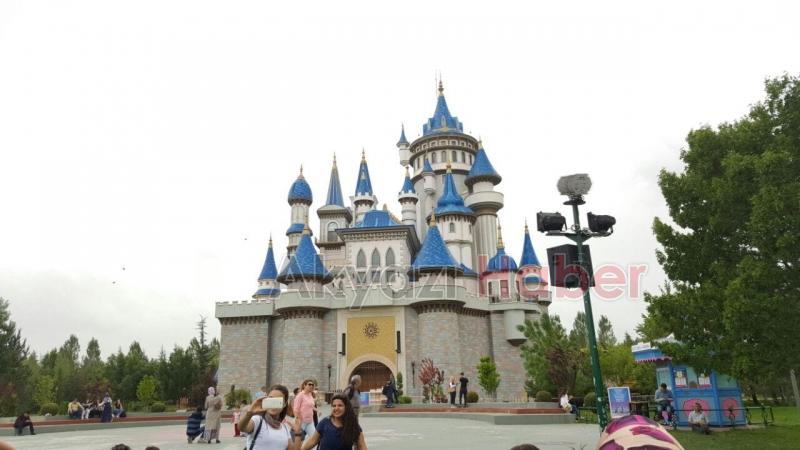 Madanoğlu Ortaokulundan Eskişehir Gezisi