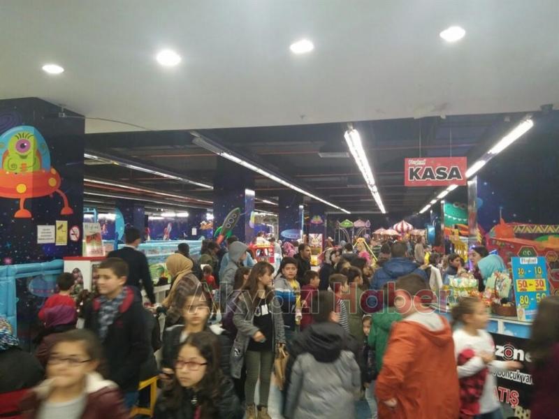 Madanoğlu Ortaokulundan Öğrencilerine Sinema Etkinliği