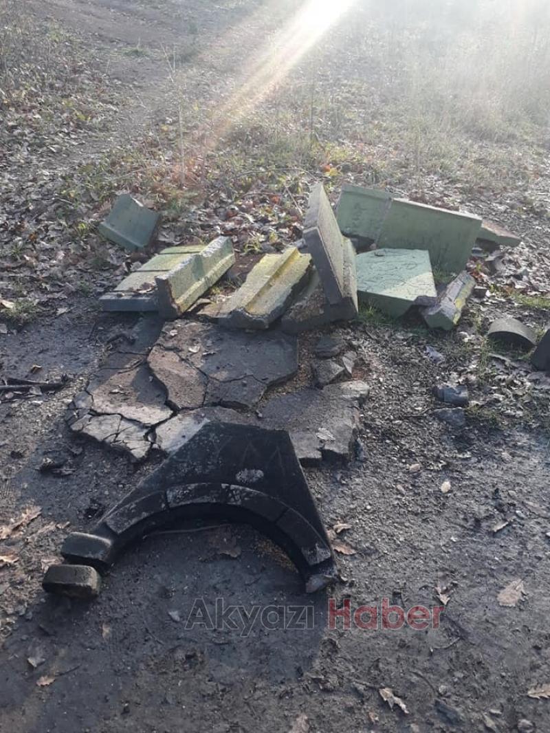 Magandalar Kuzuluk Tabiat Parktaki  Barbeküleri kırdı