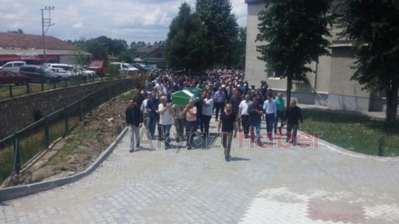 Mahmut Tan Defnedildi