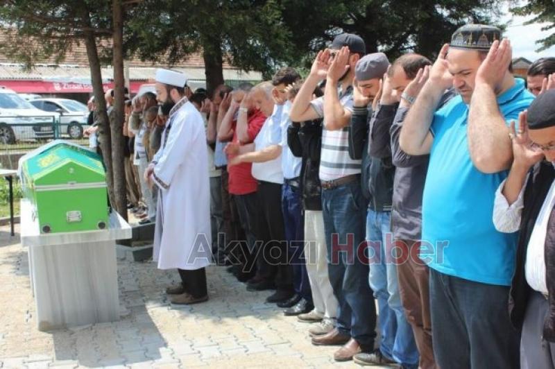 Mahmut Tan Defnedildi