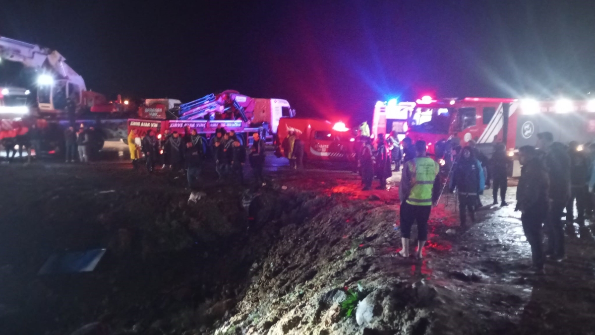 Malatya'da katliam gibi kaza: 4 ölü, çok sayıda yaralı