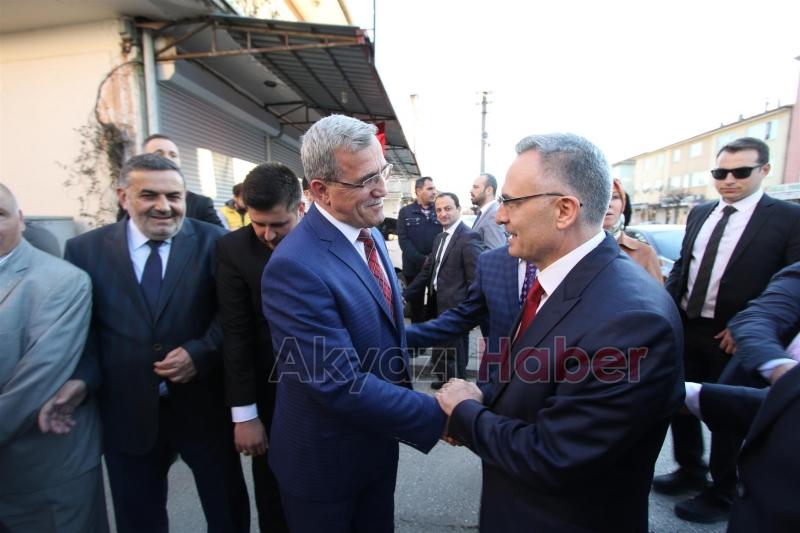 Maliye Bakanı Naci Ağbal Akyazı da 