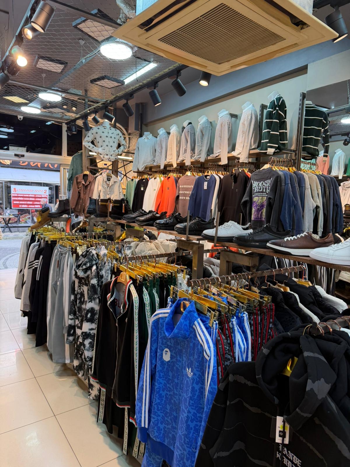 Marka Store Akyazı’da Yılın En Büyük İndirimi Başladı! Marka Store’da Fırsat Zamanı