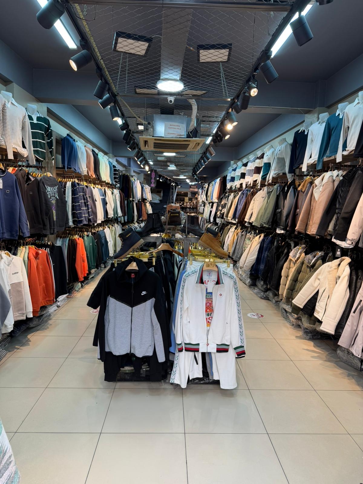 Marka Store Akyazı’da Yılın En Büyük İndirimi Başladı! Marka Store’da Fırsat Zamanı