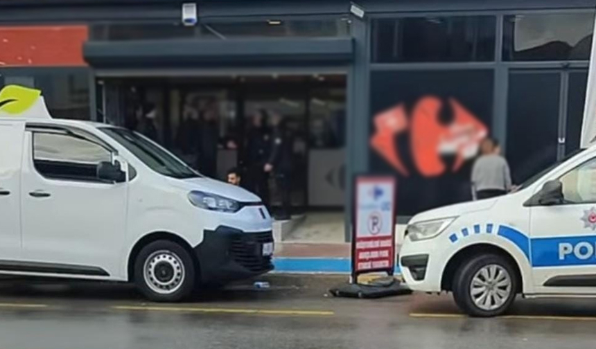 Markette Dehşet Başından Vuruldu Durumu Kritik